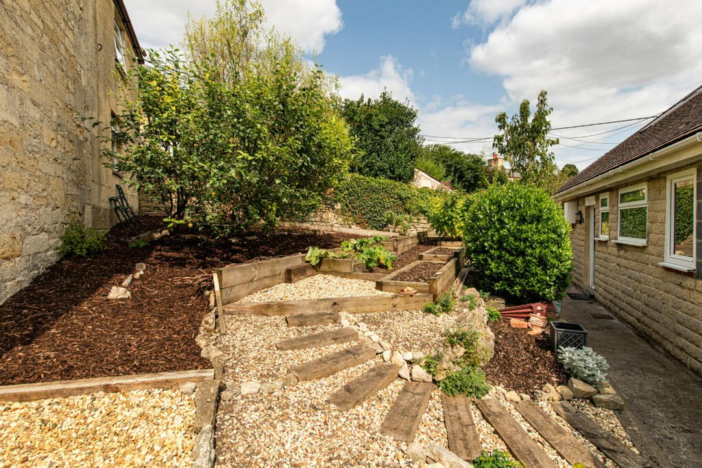 Additional property image - Belcombe Place, Bradford-on-Avon, BA15