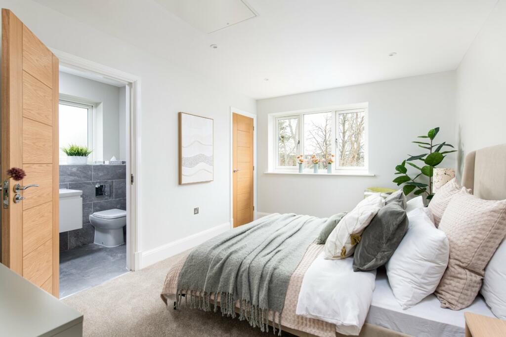 Additional property image - Polebarn Road, Trowbridge, BA14