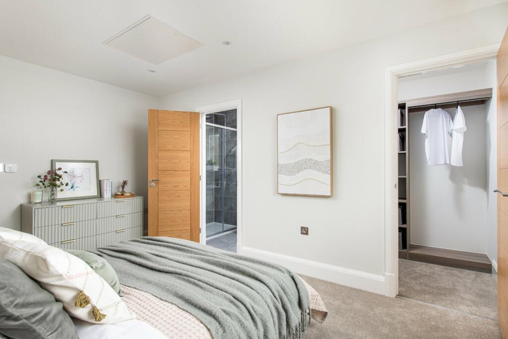 Additional property image - Polebarn Road, Trowbridge, BA14