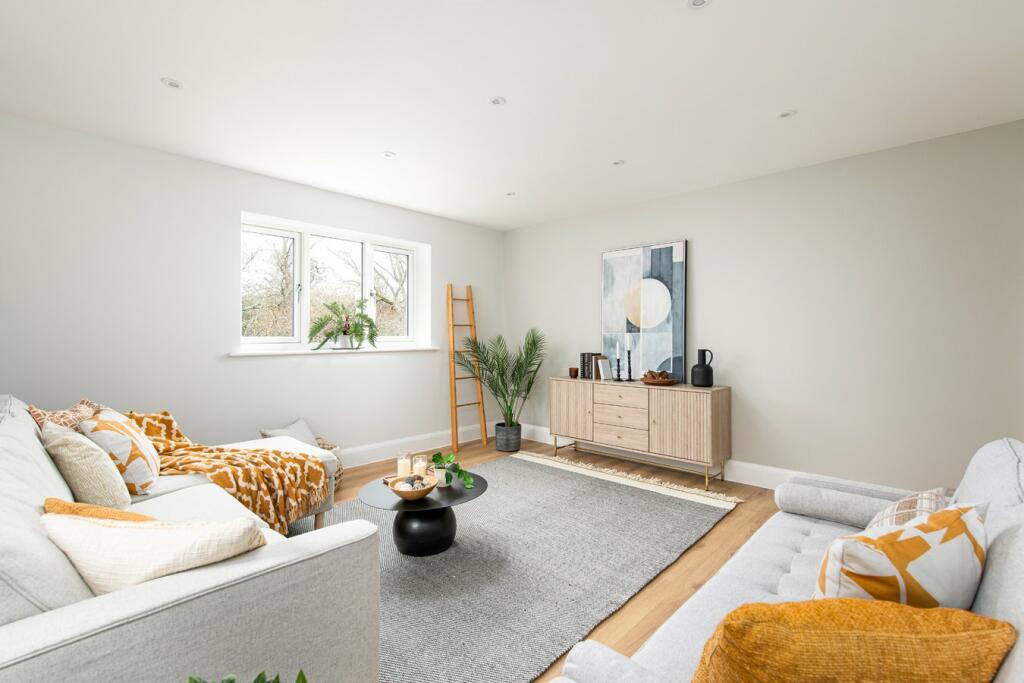 Additional property image - Polebarn Road, Trowbridge, BA14