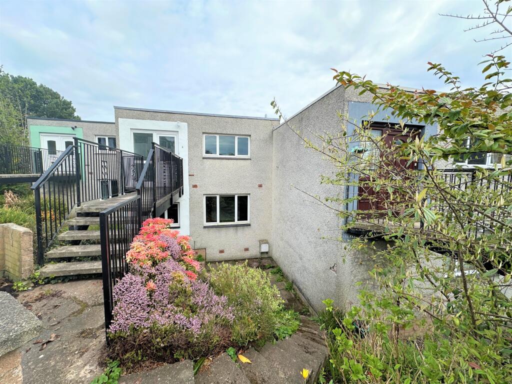 Main image of property: Minard Crescent, Dundee, DD3