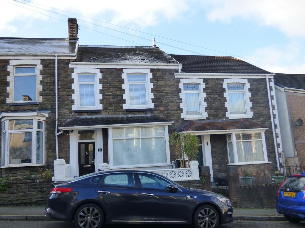 4 bedroom terraced house for sale in Lewis Road, Neath, West