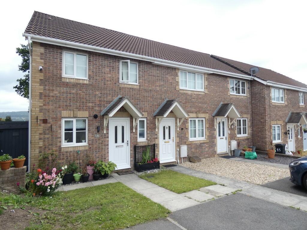 2 bedroom end of terrace house for sale in 9 Dol Werdd, Waunceirch