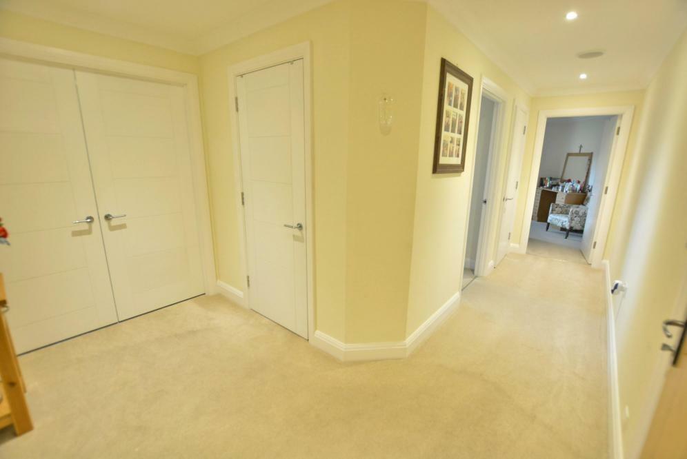 Additional property image - Fleur De Lis, East Borough, Wimborne, BH21 1PL