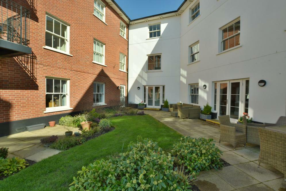 Additional property image - Fleur De Lis, East Borough, Wimborne, BH21 1PL