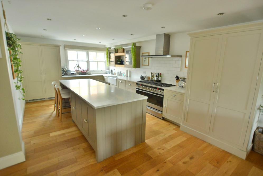 Additional property image - Julians Road, Wimborne, BH21 1EF