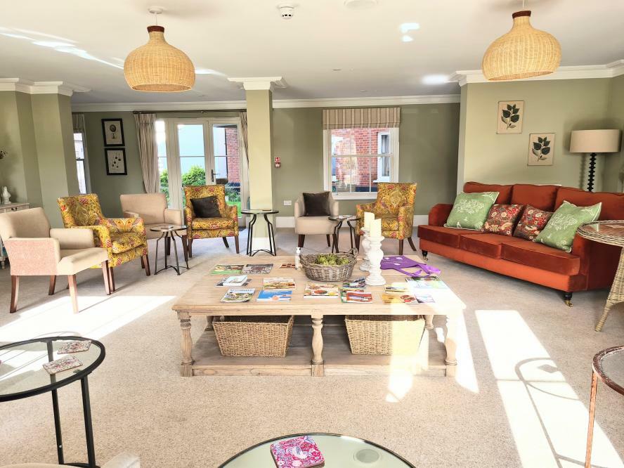 Additional property image - East Borough, Wimborne, BH21 1PL