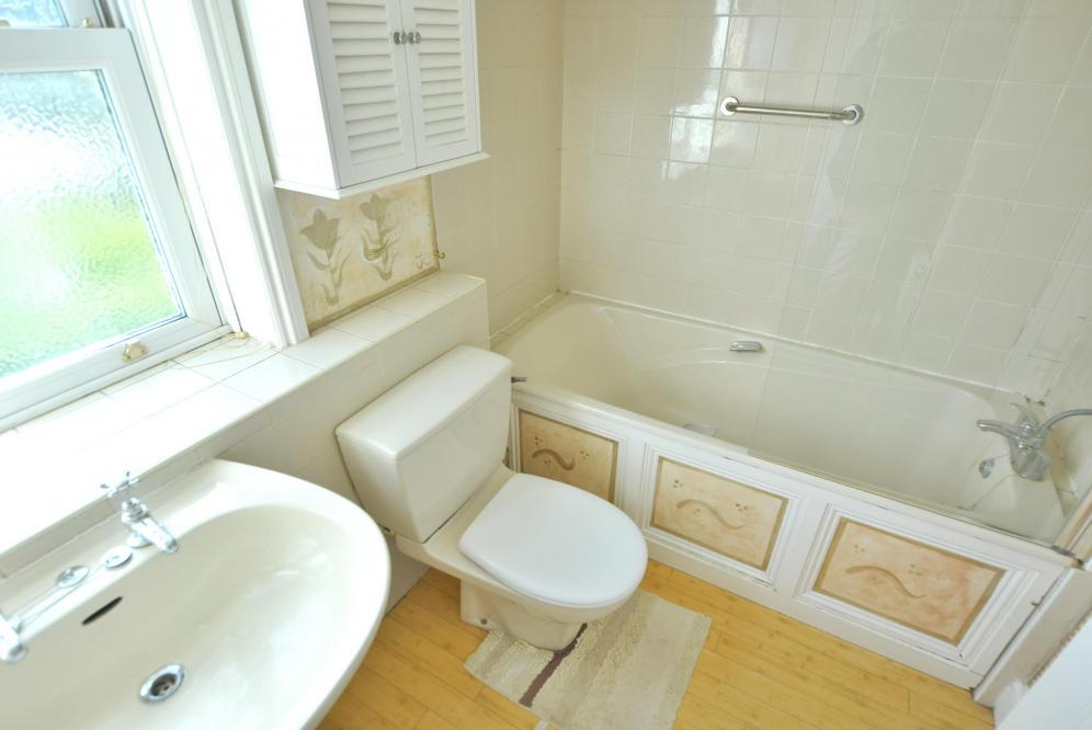 Additional property image - Grove Road, Wimborne, BH21 1BN