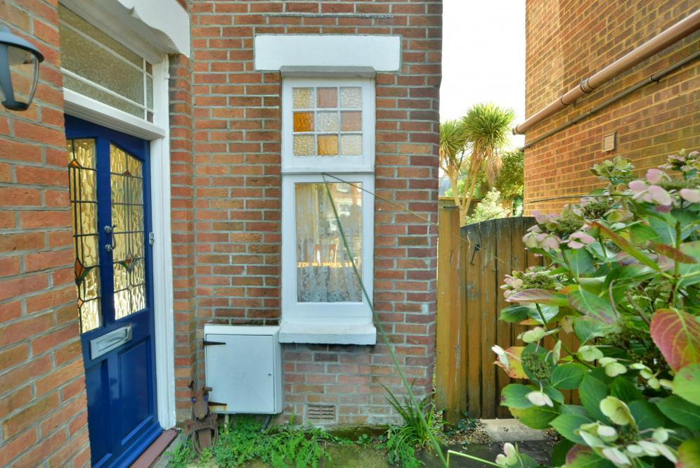 Additional property image - Grove Road, Wimborne, BH21 1BN