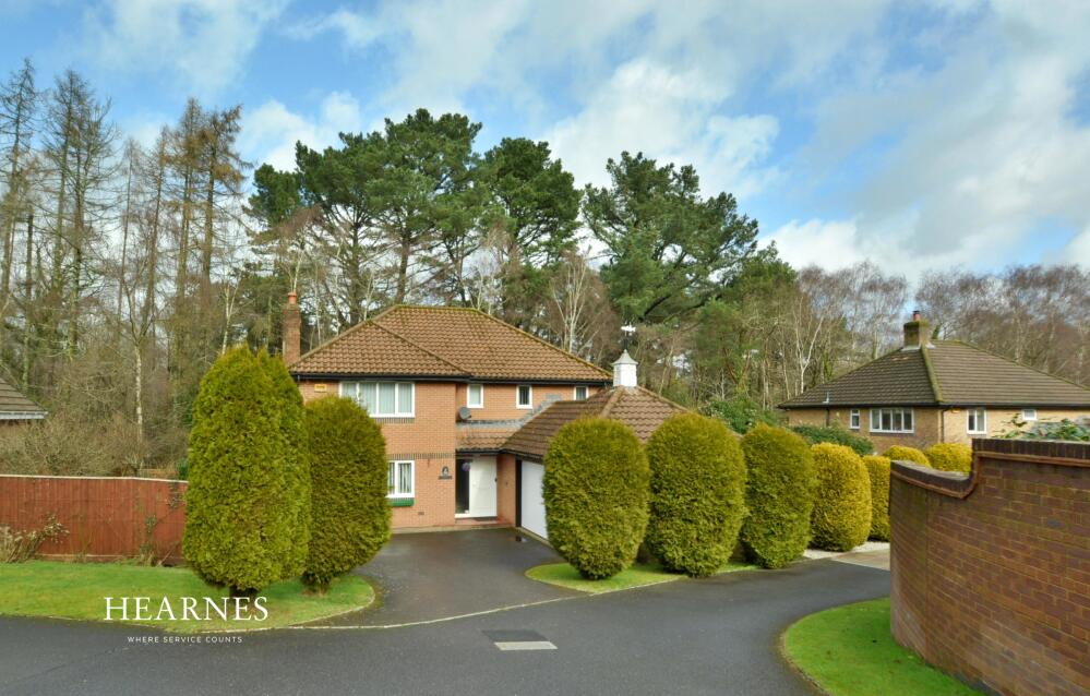 Main image of property: Greensleeves Avenue, Broadstone, BH18 8BJ