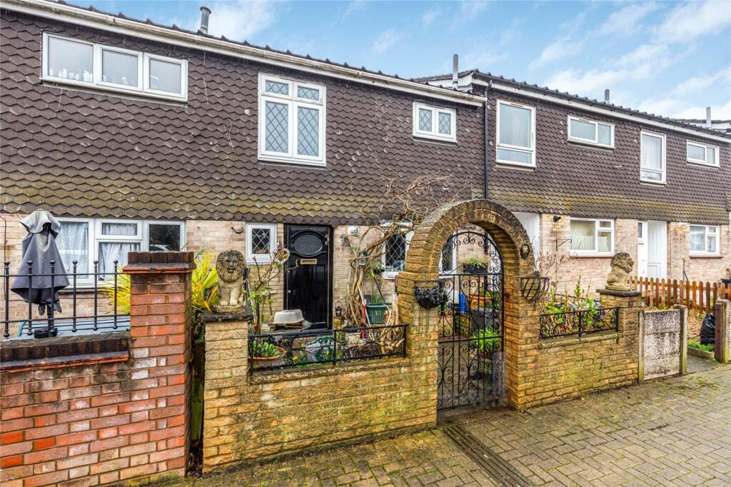 3 bedroom terraced house for sale in Penrith Street, Furzedown, SW16