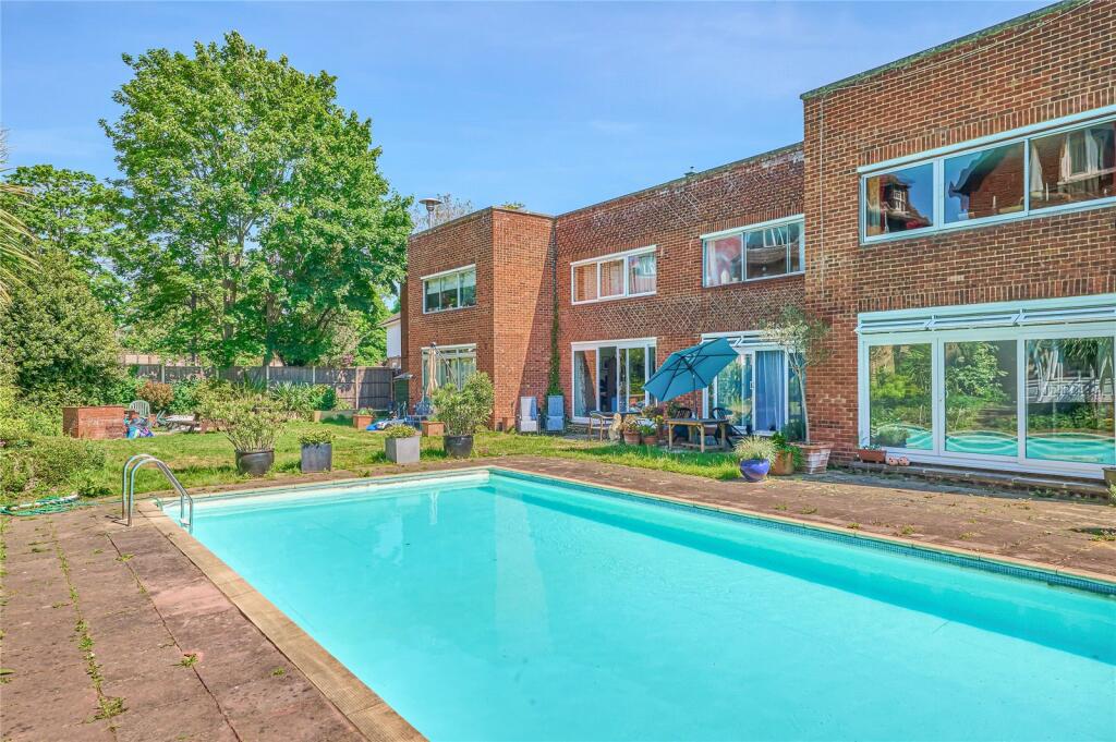 Main image of property: Thrale Road, Furzedown, SW16