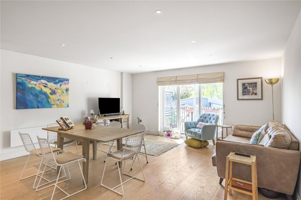 Main image of property: Denning Mews, London, SW12