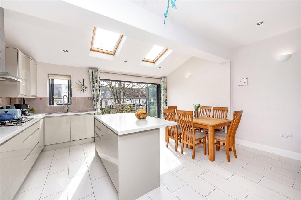 Main image of property: Edencourt Road, London, SW16