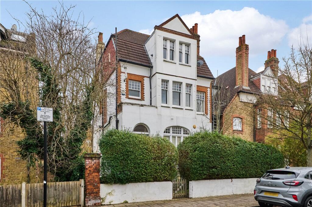 Main image of property: Riggindale Road, London, SW16