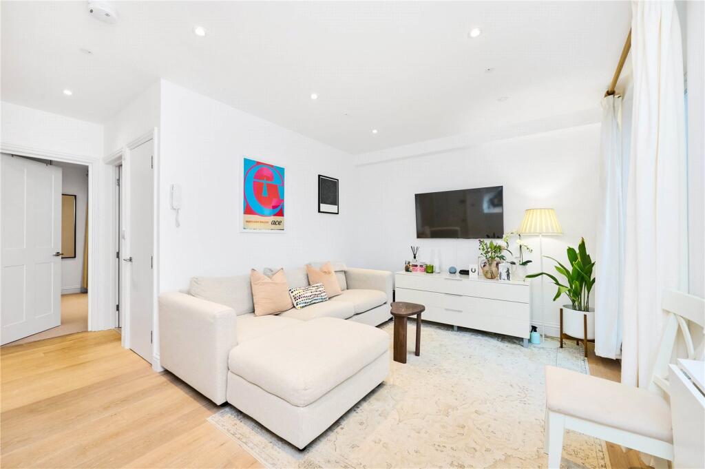 Main image of property: Clapham Road, London, SW9