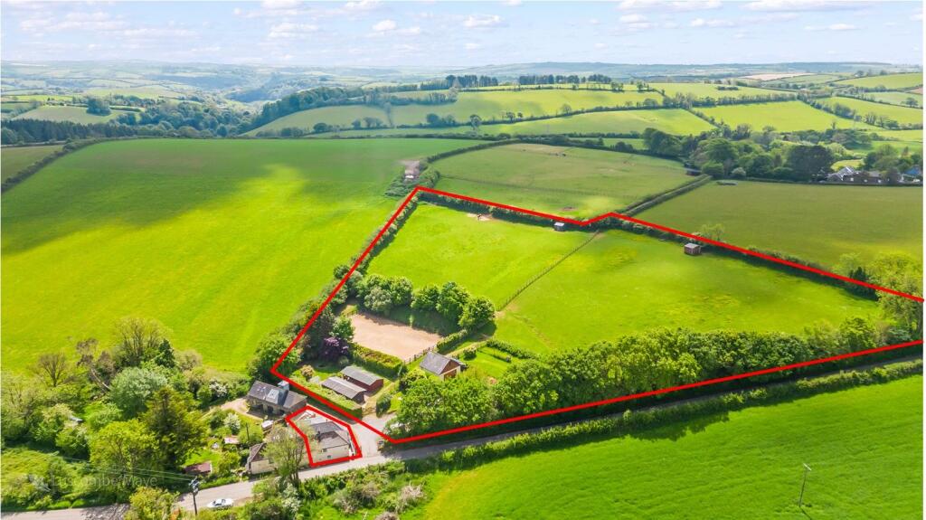 Main image of property: Avonwick, South Brent
