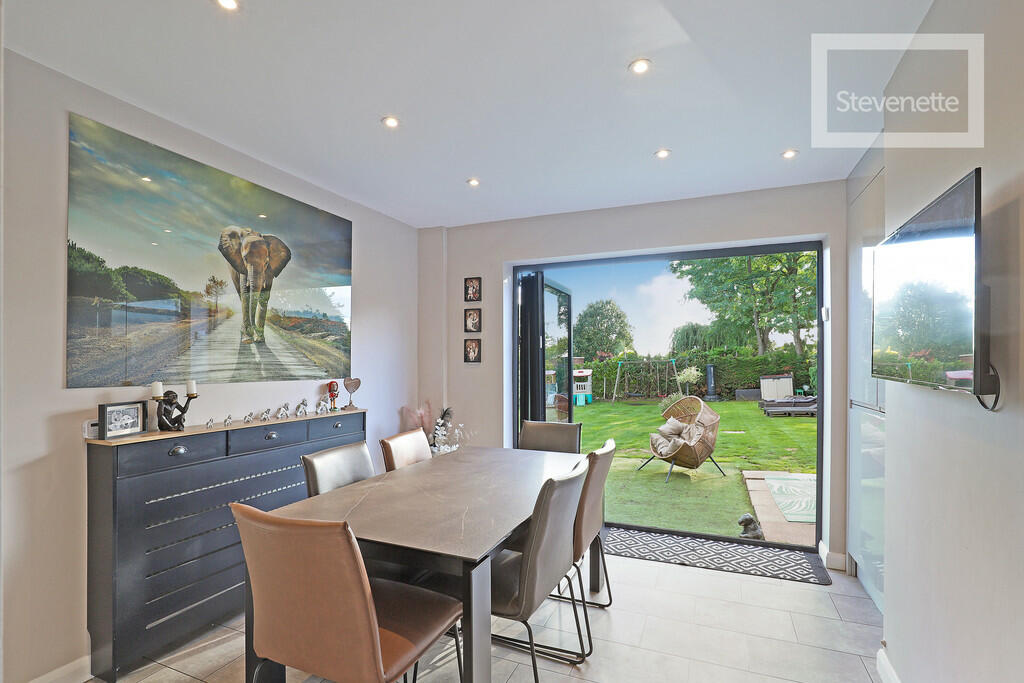 Additional property image - Western Avenue, Epping