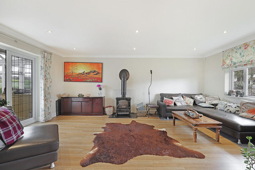 Additional property image - Mount End, Theydon Mount