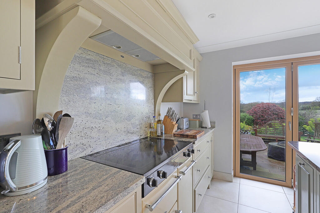 Additional property image - Mount End, Theydon Mount