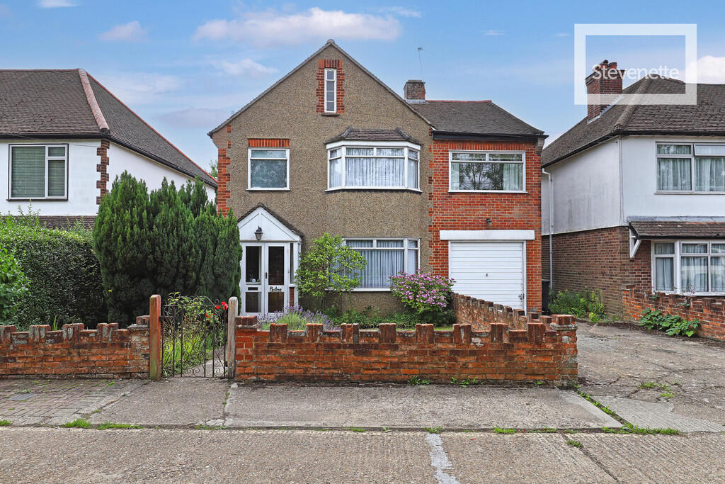 Main image of property: Carpenters Arms Lane, Thornwood