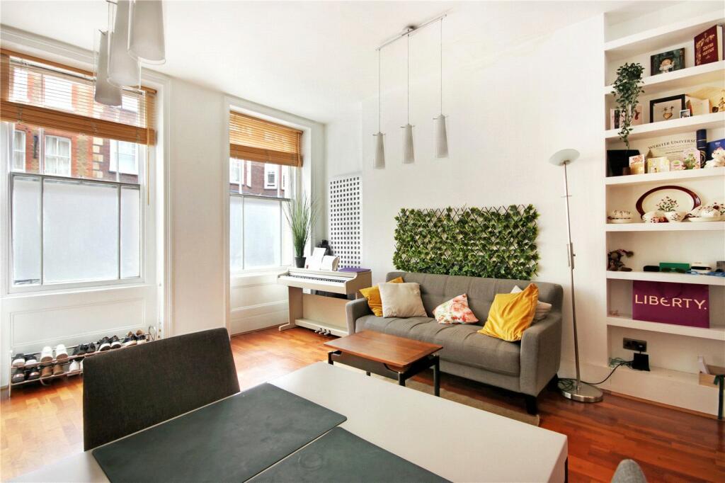 1 bedroom flat for sale in Great Titchfield Street, Fitzrovia, London, W1W