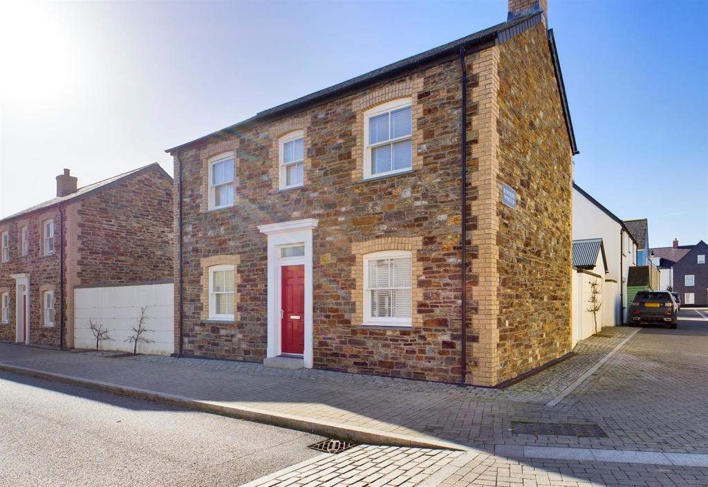 3 bedroom detached house for sale in Stret Lugan, Nansledan, Newquay, TR8