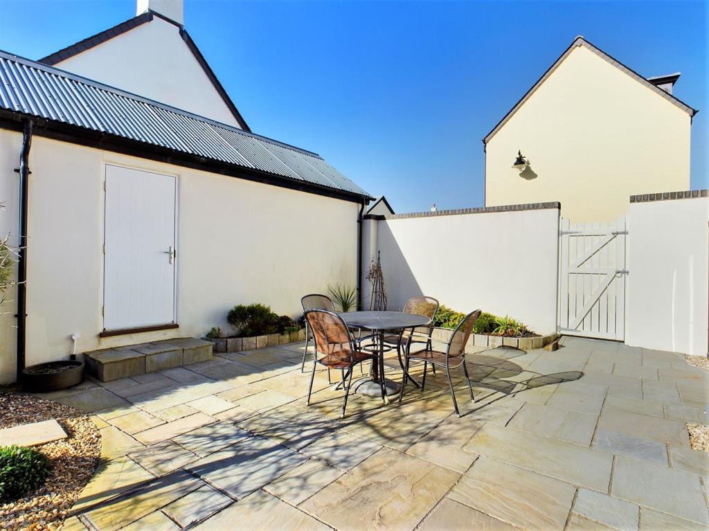 3 bedroom detached house for sale in Stret Lugan, Nansledan, Newquay, TR8