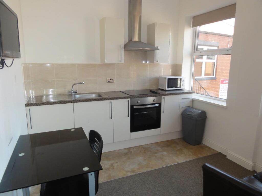 Main image of property: Flat 2, 98 Trippet Lane - Studio 100
