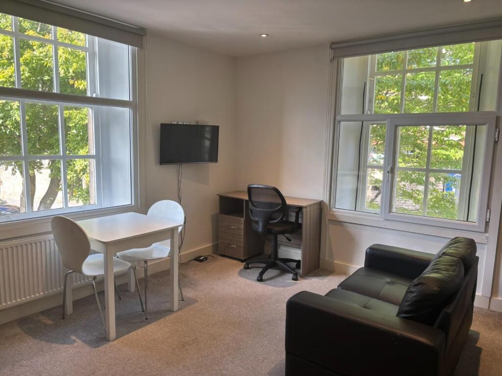 Main image of property: Flat 7, 305 Glossop Road