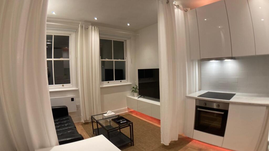 Main image of property: Flat 3, 13 Figtree Lane, S1 2DJ