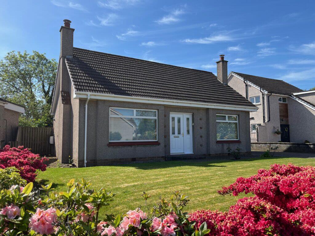 Main image of property: 7 Halberts Crescent Stirling FK7 0LG