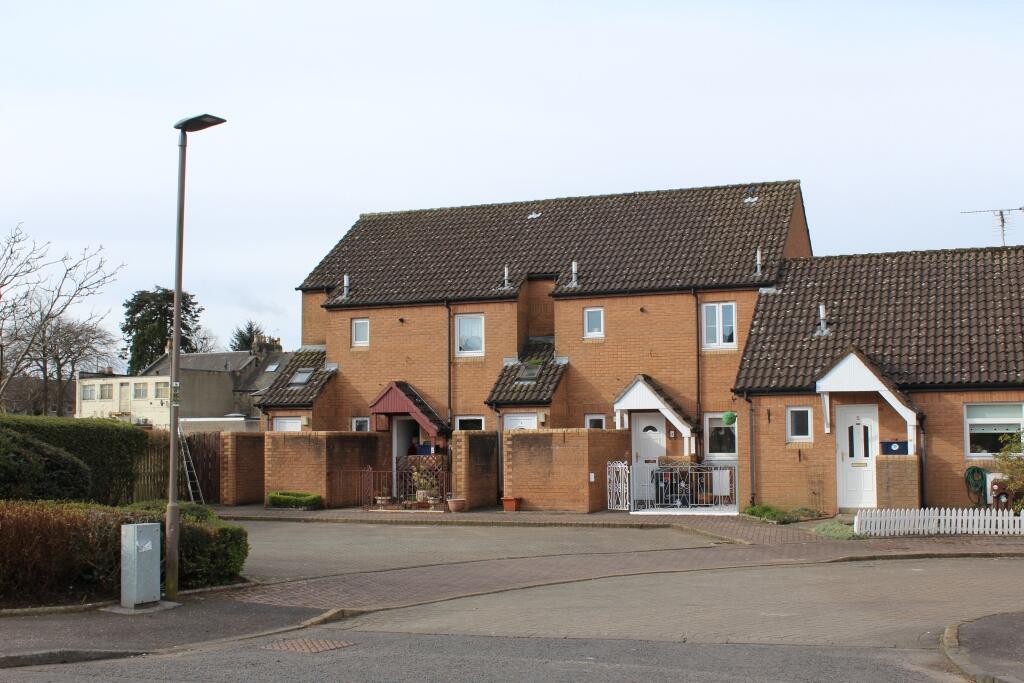 Main image of property: 3 Polmaise Court, St Ninians, Stirling, FK7 0DX