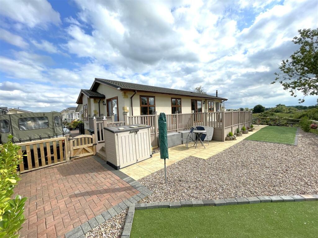 3 bedroom park home for sale in Upper Pendock, Malvern, WR13