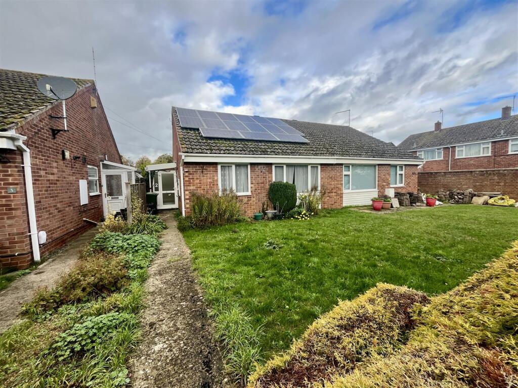 Main image of property: The Crofts, Newent