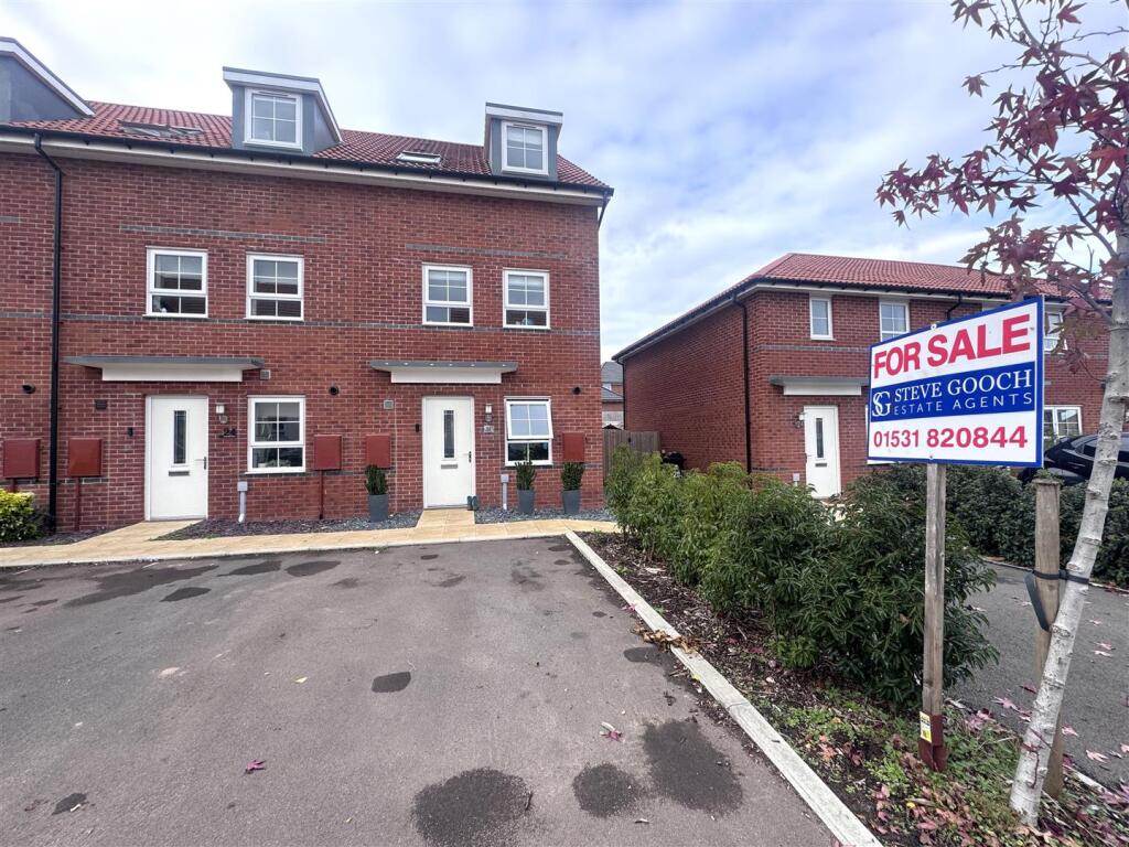 Main image of property: Buzzard Row, Newent