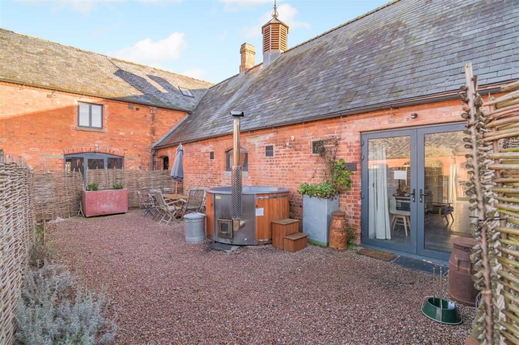 Main image of property: Milk Mans Barn, Huntley