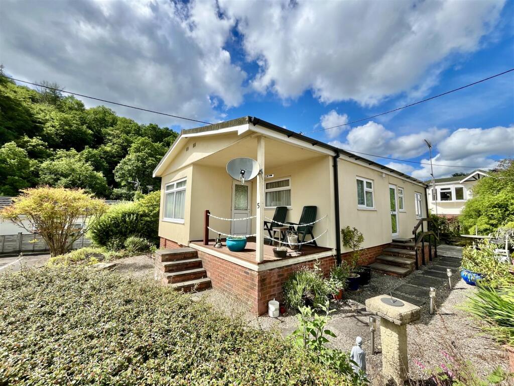 Main image of property: Railway Road, Cinderford