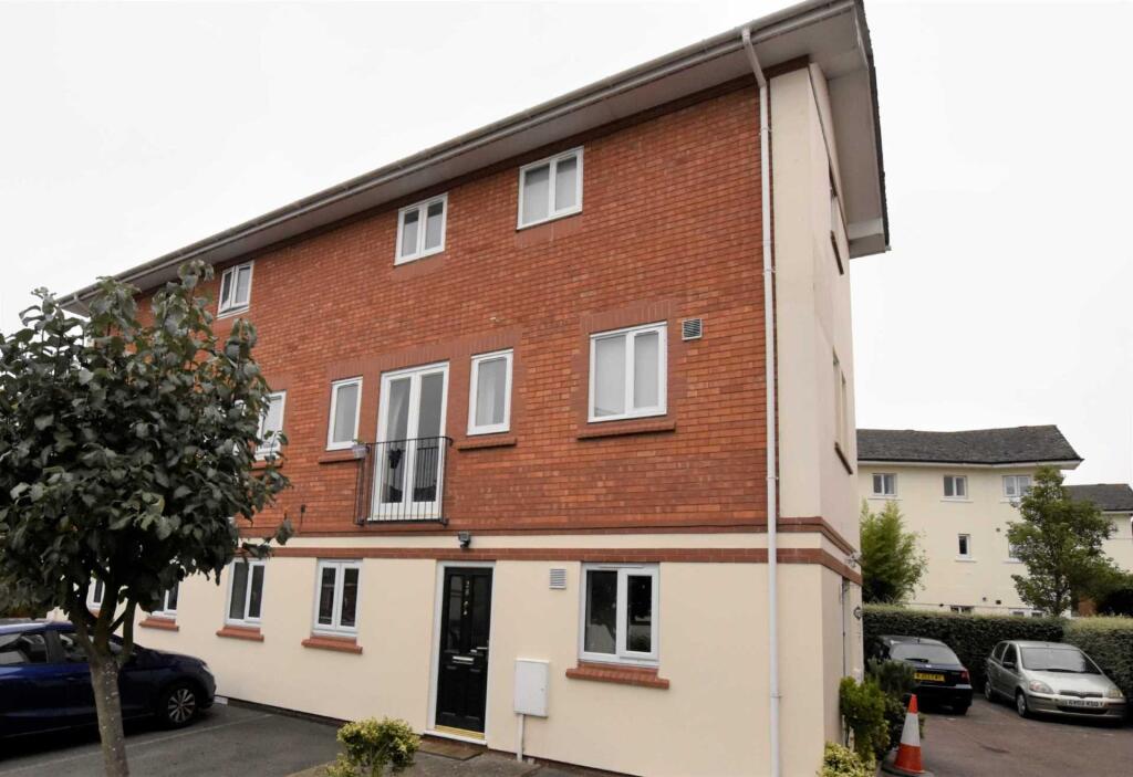 Main image of property: King Edmund Square, Worcester