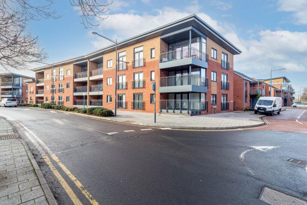 Main image of property: Apartment Canal Court, Crossley Road