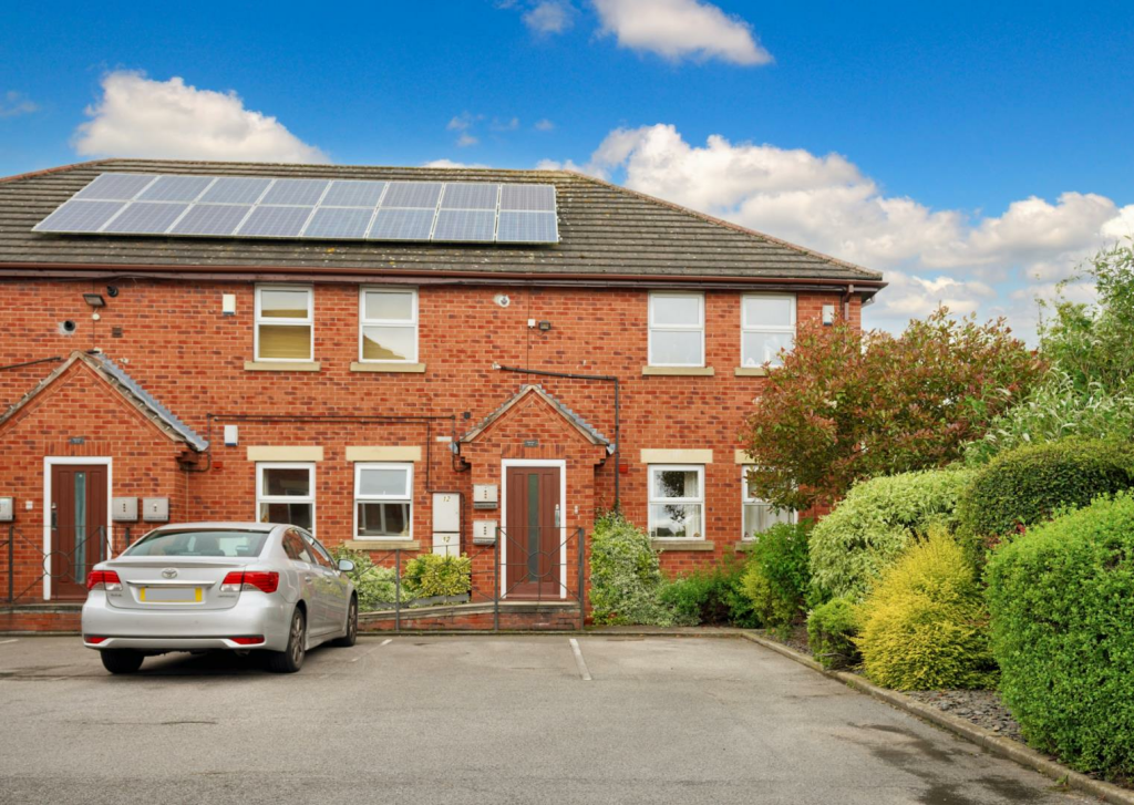 2 bedroom apartment for sale in Higham Court, Higham Common Road