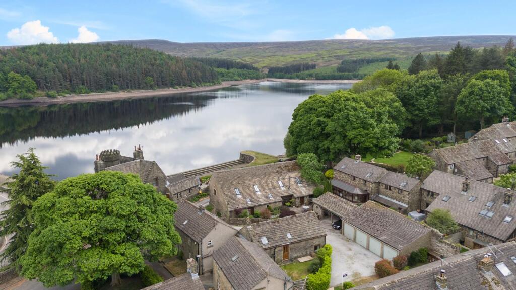 Main image of property: The Mistal, 15 Waters Edge, Langsett, Nr. Penistone, S36 4GY
