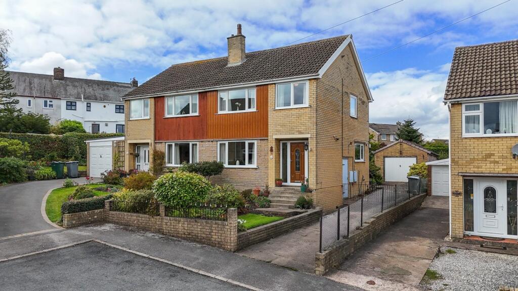 Main image of property: Cubley Rise Road, Penistone,
