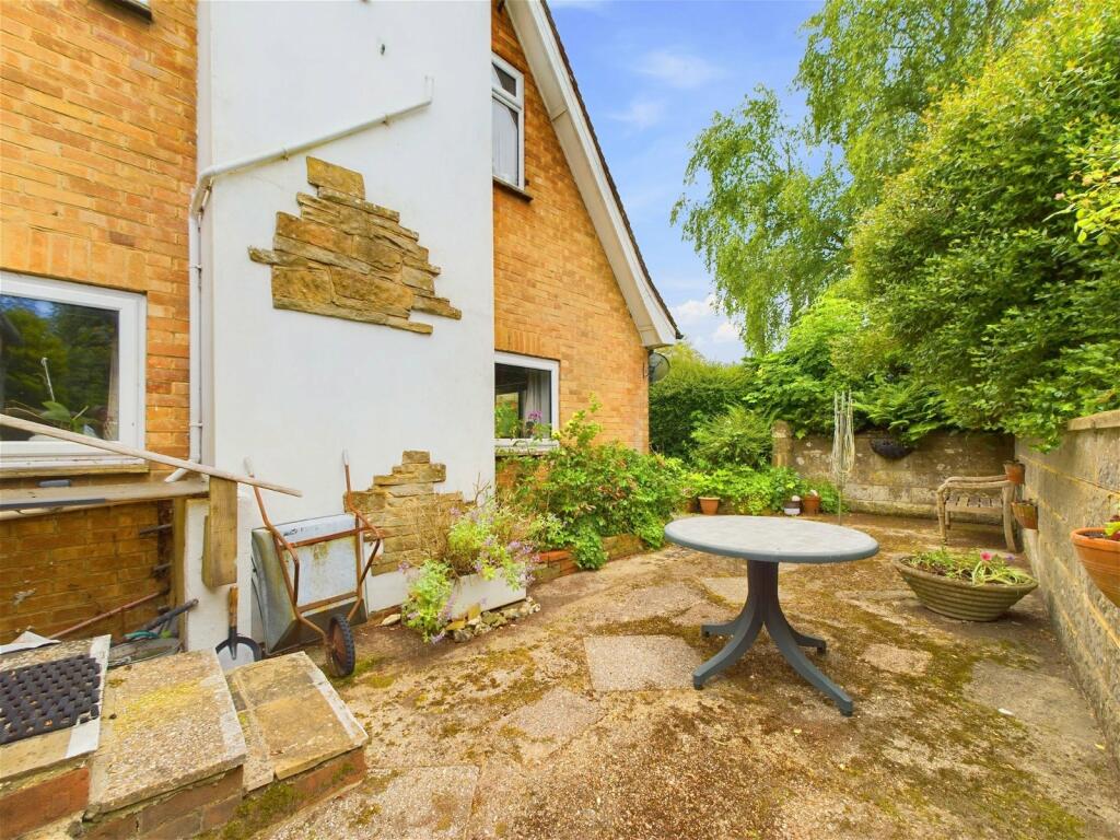 Additional property image - High Street, Findon Village, Worthing BN14 0TA