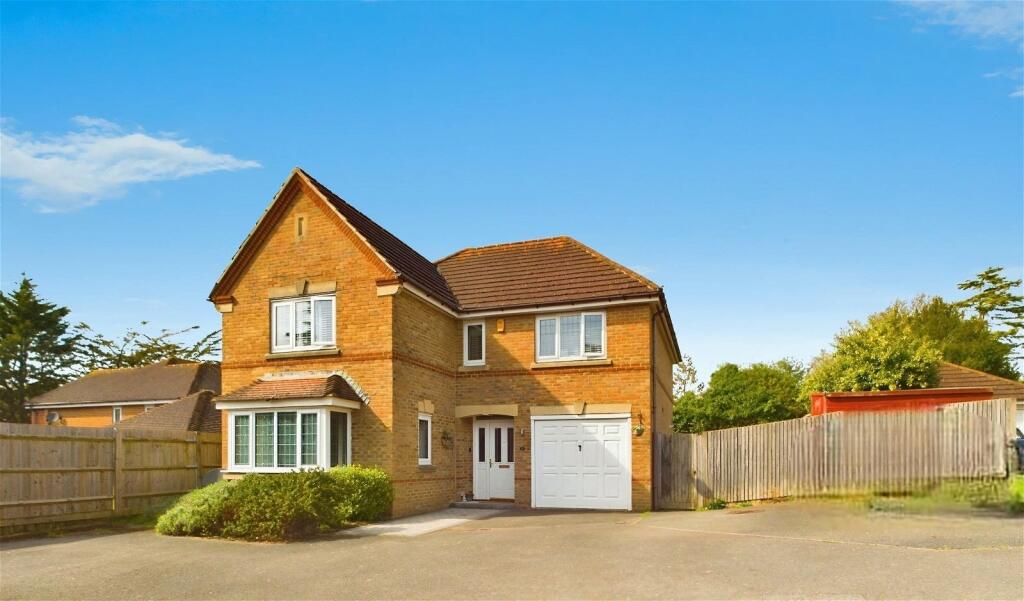4 bedroom detached house for sale in Valley Gardens, Findon Valley, Worthing BN14 0JJ, BN14