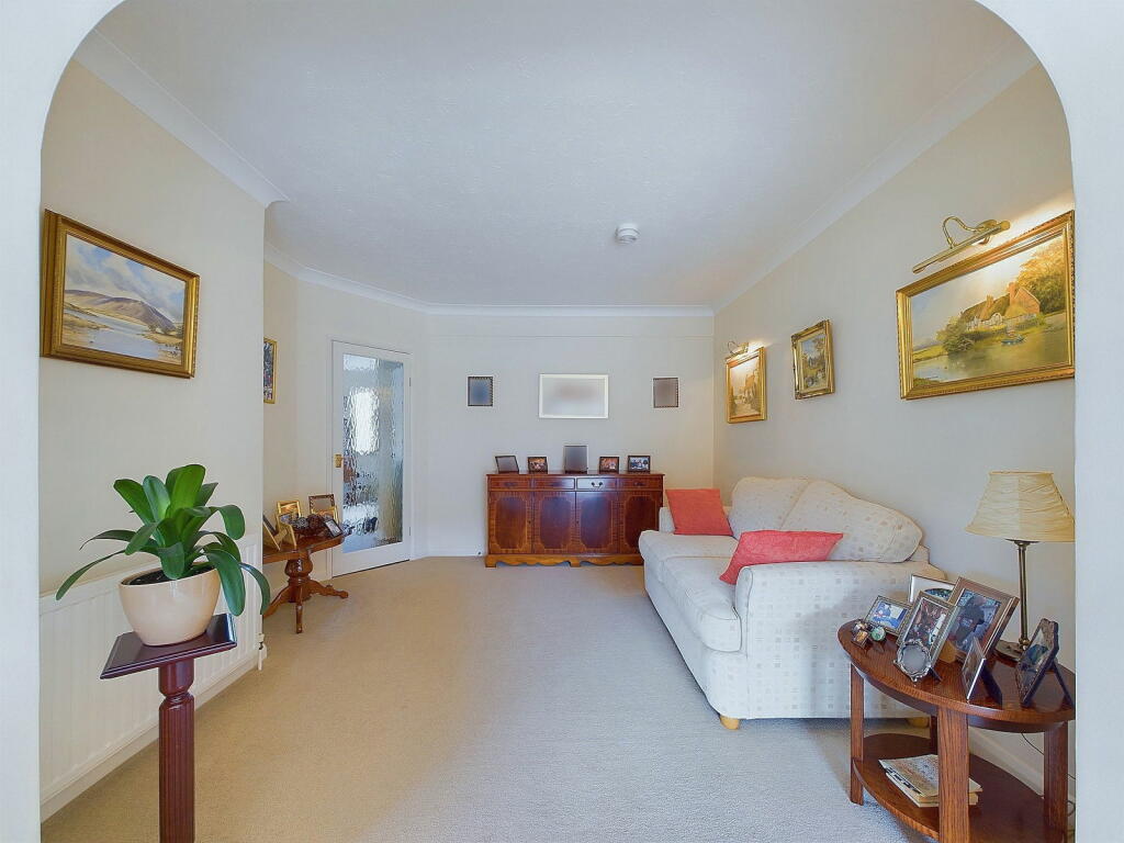 Additional property image - Hollingbury Gardens, Findon Valley, Worthing BN14 0EE