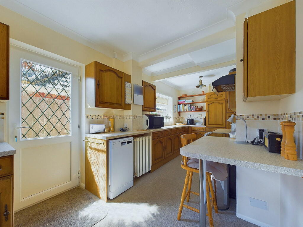 Additional property image - Hollingbury Gardens, Findon Valley, Worthing BN14 0EE