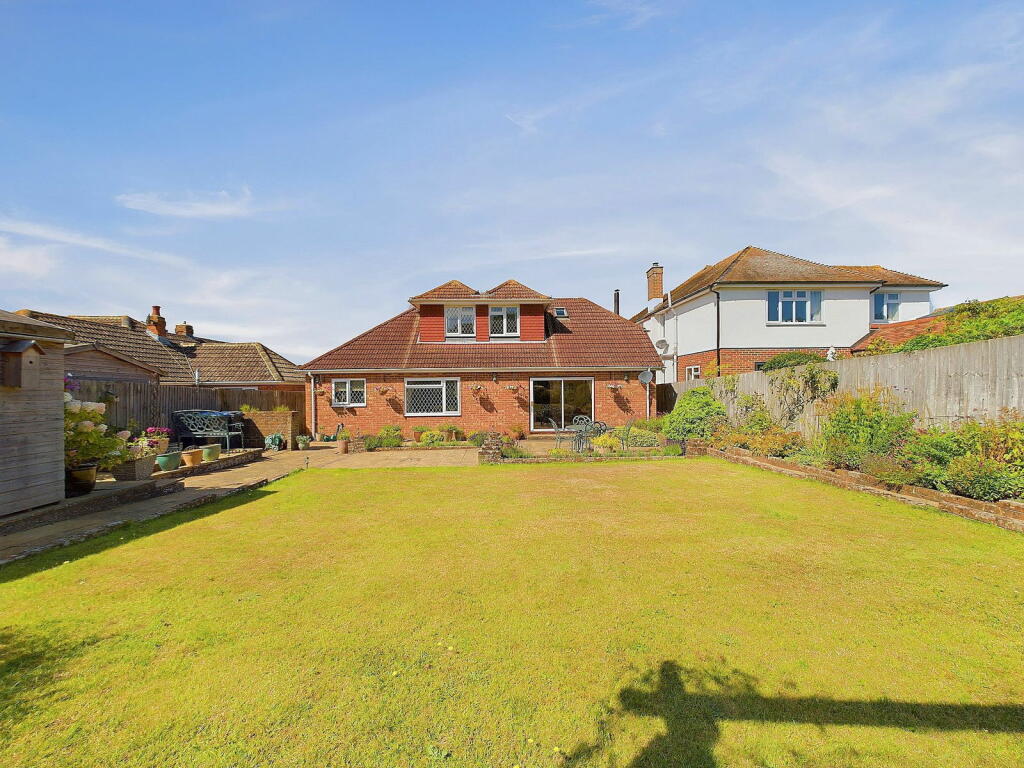 Additional property image - Hollingbury Gardens, Findon Valley, Worthing BN14 0EE