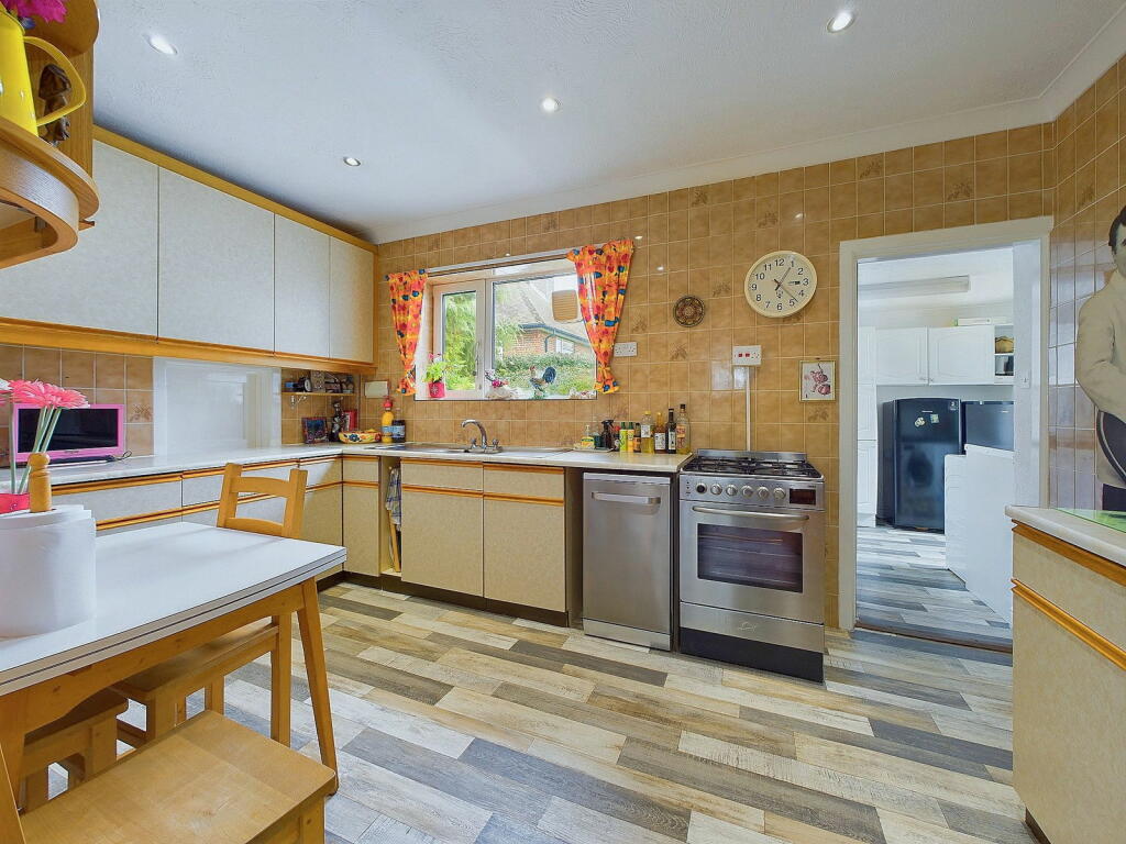 Additional property image - Maytree Avenue, Findon Valley, Worthing BN14 0HL