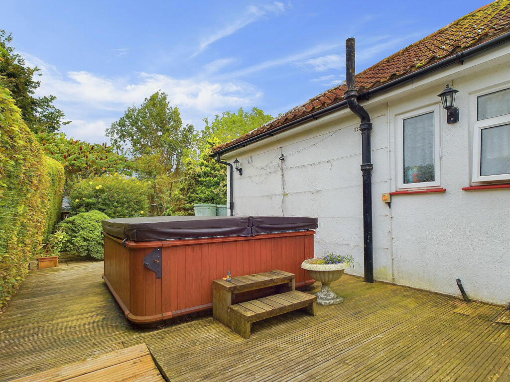 Additional property image - Maytree Avenue, Findon Valley, Worthing BN14 0HL